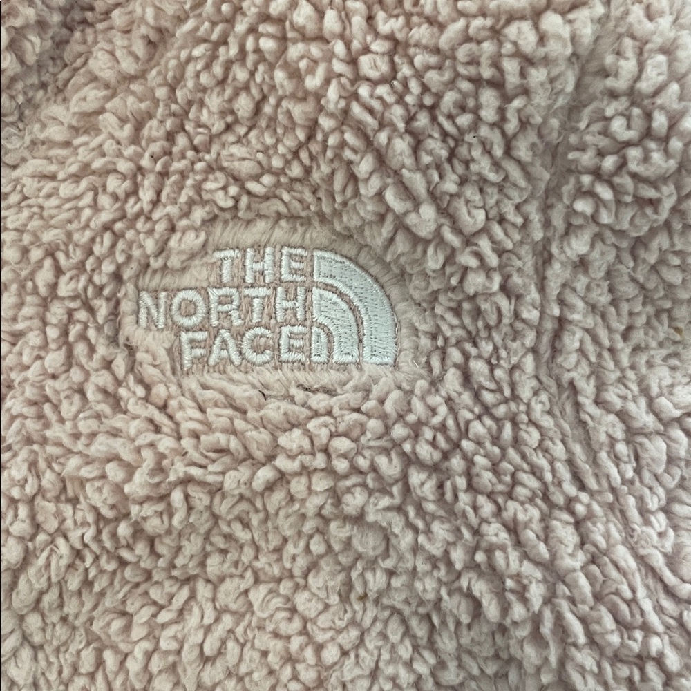 North face jacket size 6 to 12 months - Picture 2 of 2